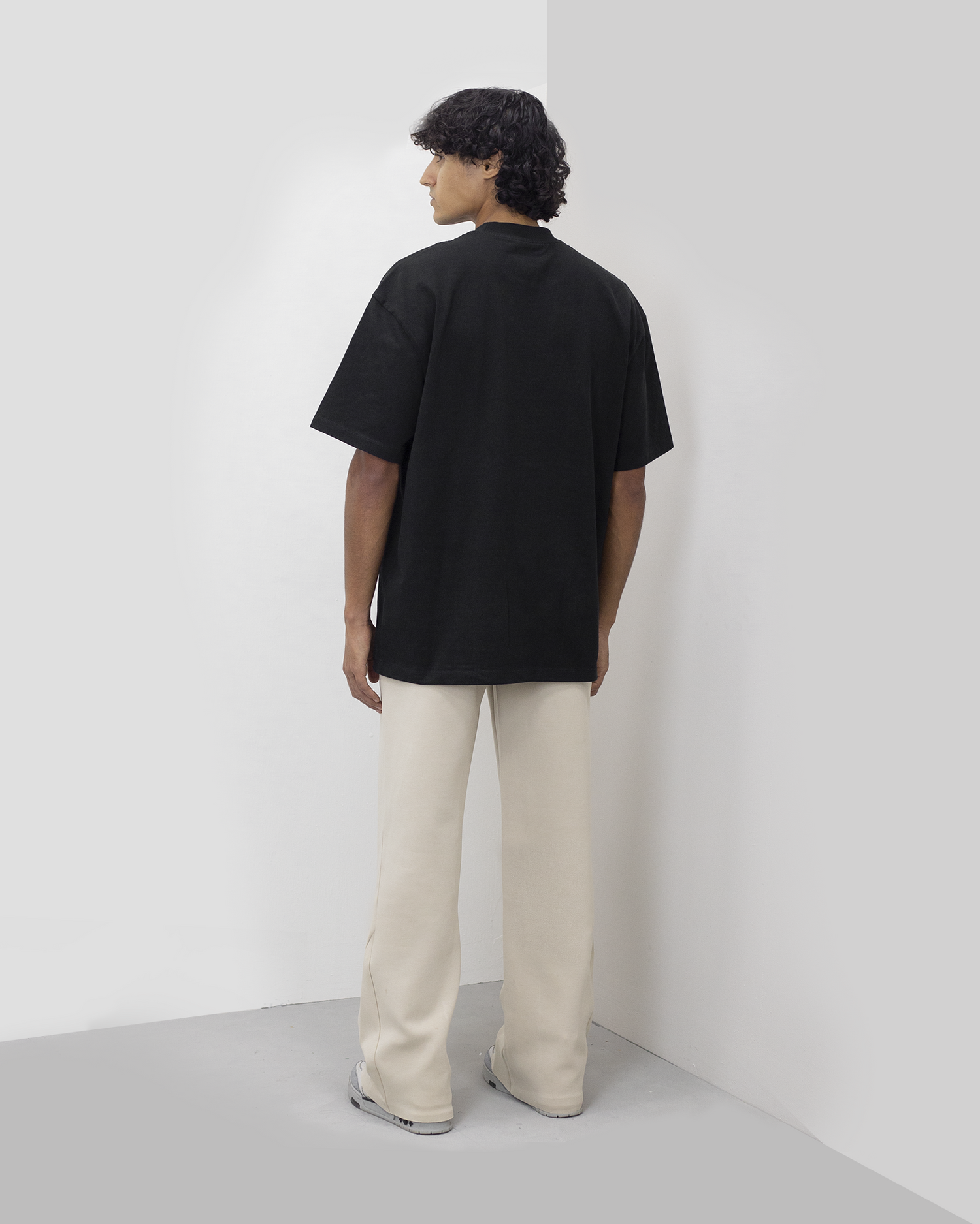 Gated community Signature wide leg  sweatpants