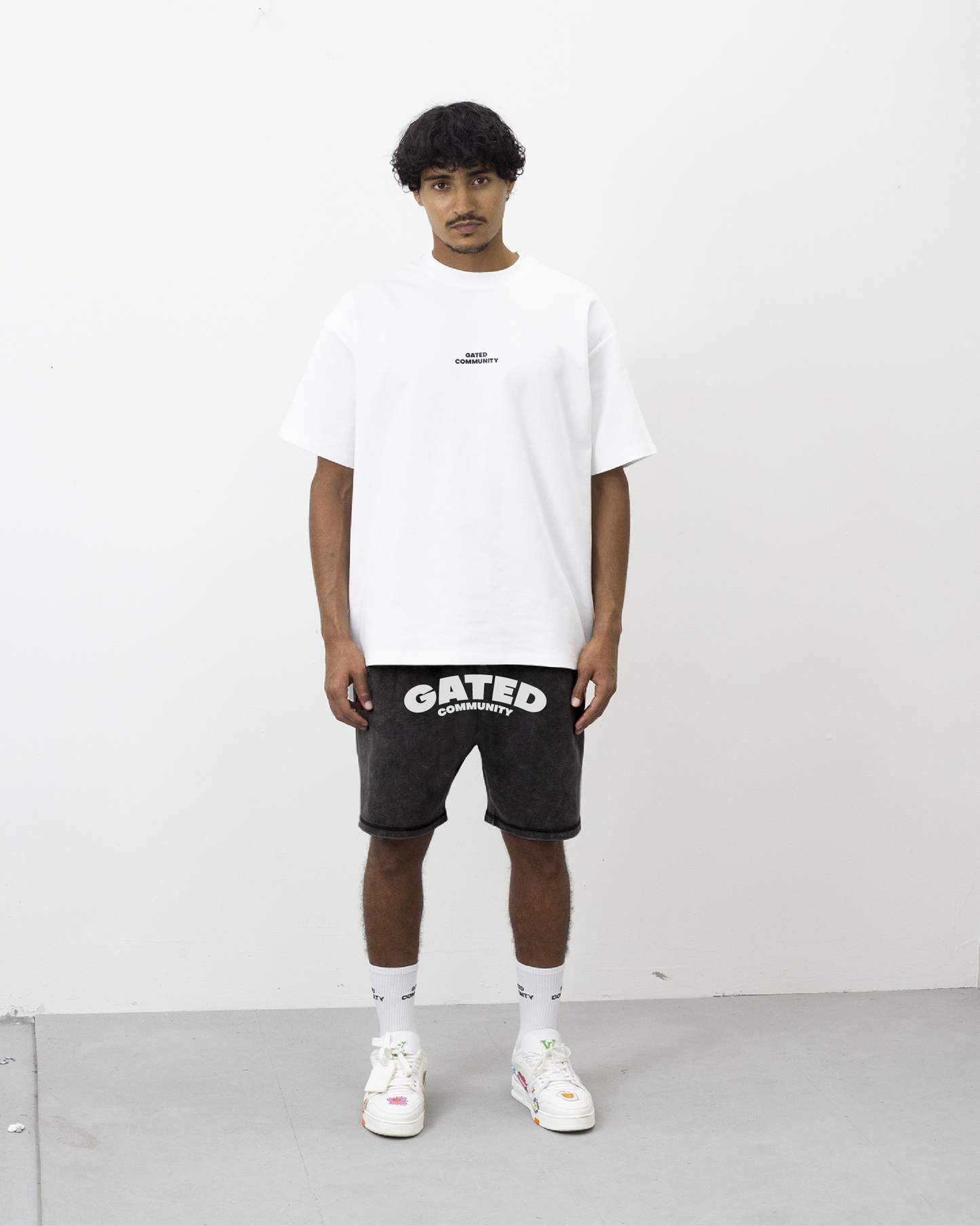 Varsity batik washed shorts