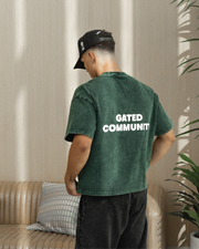 GATED COMMUNITY SIGNATURE BOXY FIT T-SHIRT